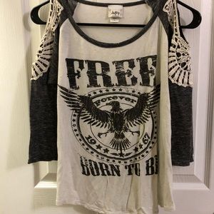 Women’s Day Trip top